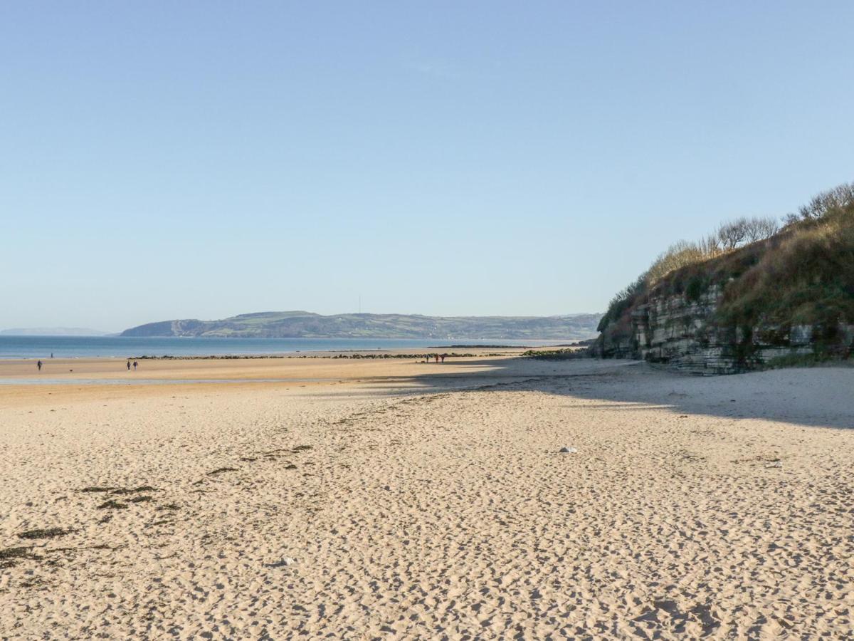 Hafan Traeth Beach Haven Apartment Benllech Exterior photo